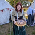 Baecker Bernd ueberreichte eine Torte
